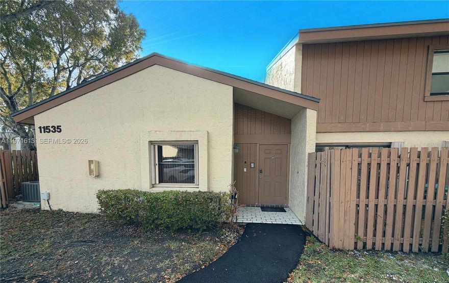 Largest (1480 sq ft) rarely available “A” model 1-story unit in desirable Sabal Chase community. Freshly painted unit with new roof features sizable living/dining room space w/access to patio, separate family room/den area w/access to second outdoor space and large laundry/utility/storage room, galley style kitchen with S/S appliances, bedrooms with large walk-in closets.  Unit also features window treatments, accordion storm shutters, and ceiling fans throughout. Fabulous amenity laden community (pools, gym, tennis/pickleball courts, clubhouse, basketball court +++) with can’t be beat location near "A" rated schools, Miami-Dade College, major highways, shopping, and recreation.