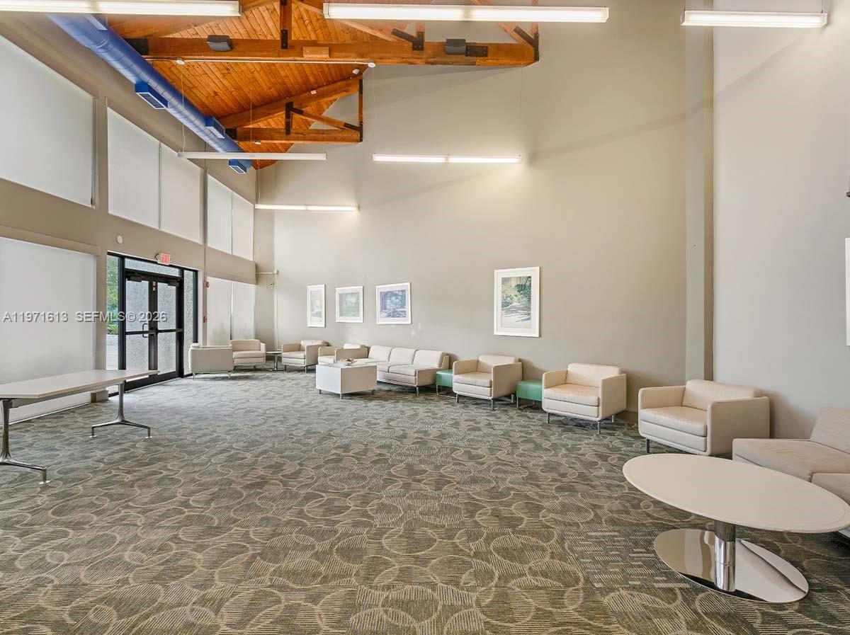 GREENGLADES CONDO NO 3 BL - Residential