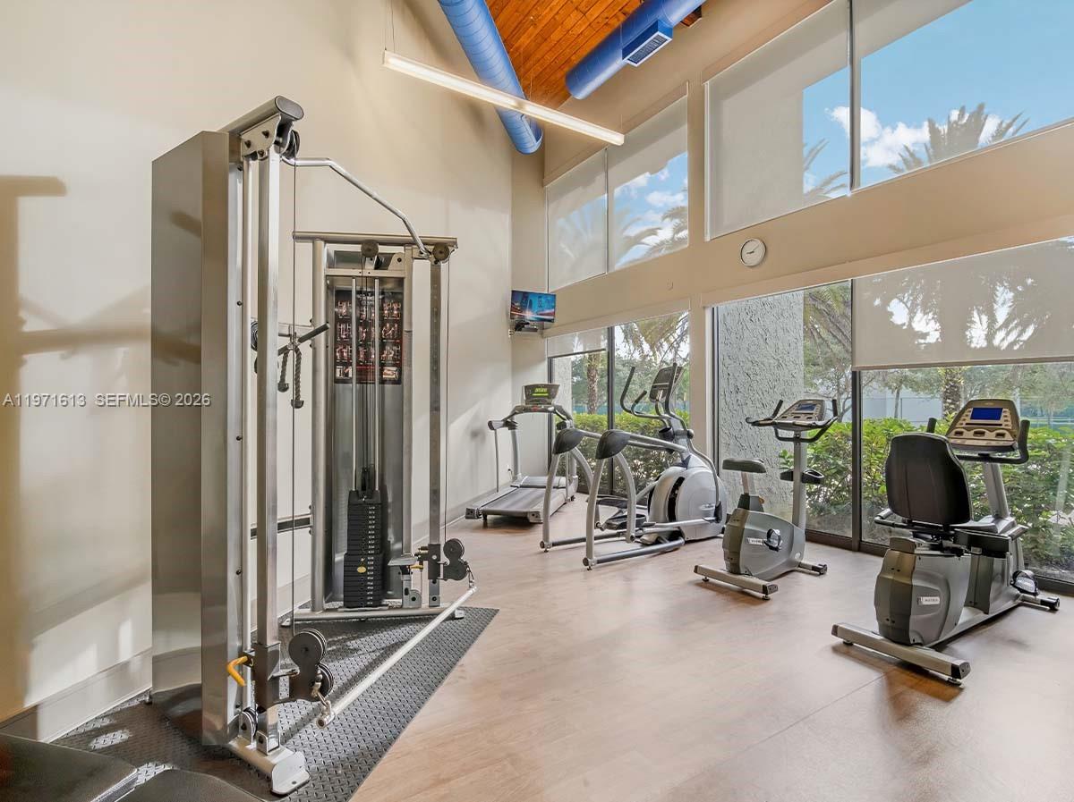 GREENGLADES CONDO NO 3 BL - Residential