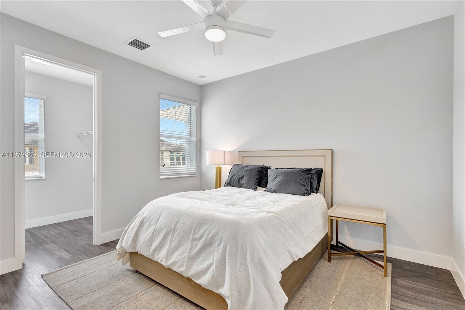 POINTE MIDTOWN - Residential