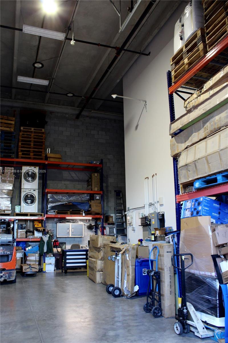 10891 NW 17th St 140