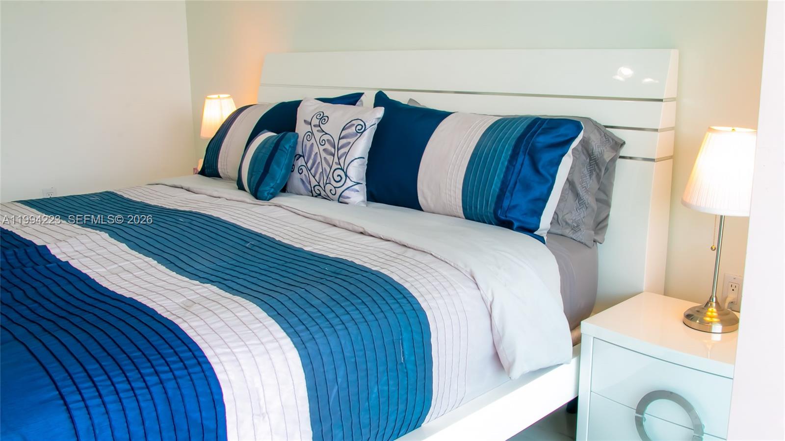 MARINA BAY CLUB CONDO HOT - Residential Lease