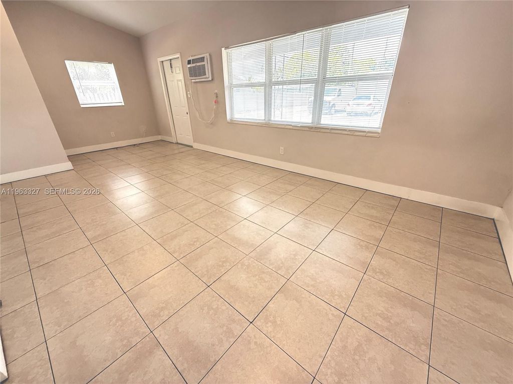 Photo of 209 SW 14th St #3, Dania Beach, FL 33004 (MLS # A11963327)