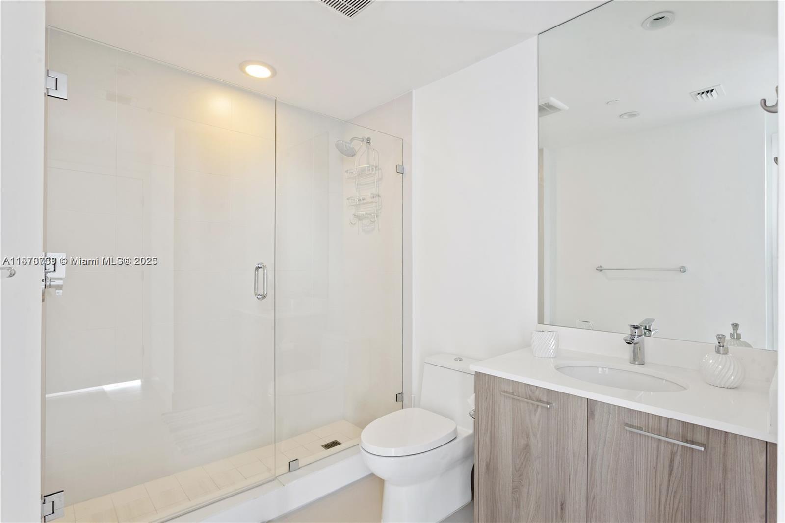 PARAISO BAYVIEWS CONDO - Residential