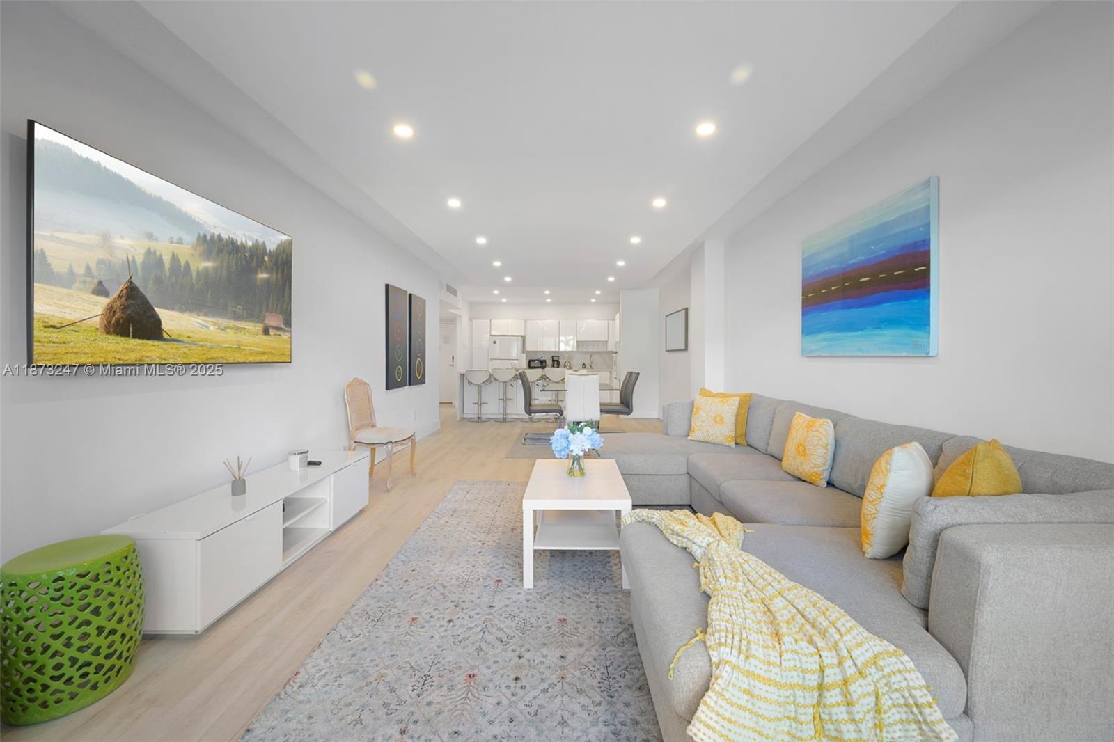 OCEAN RESERVE CONDO - Residential Lease