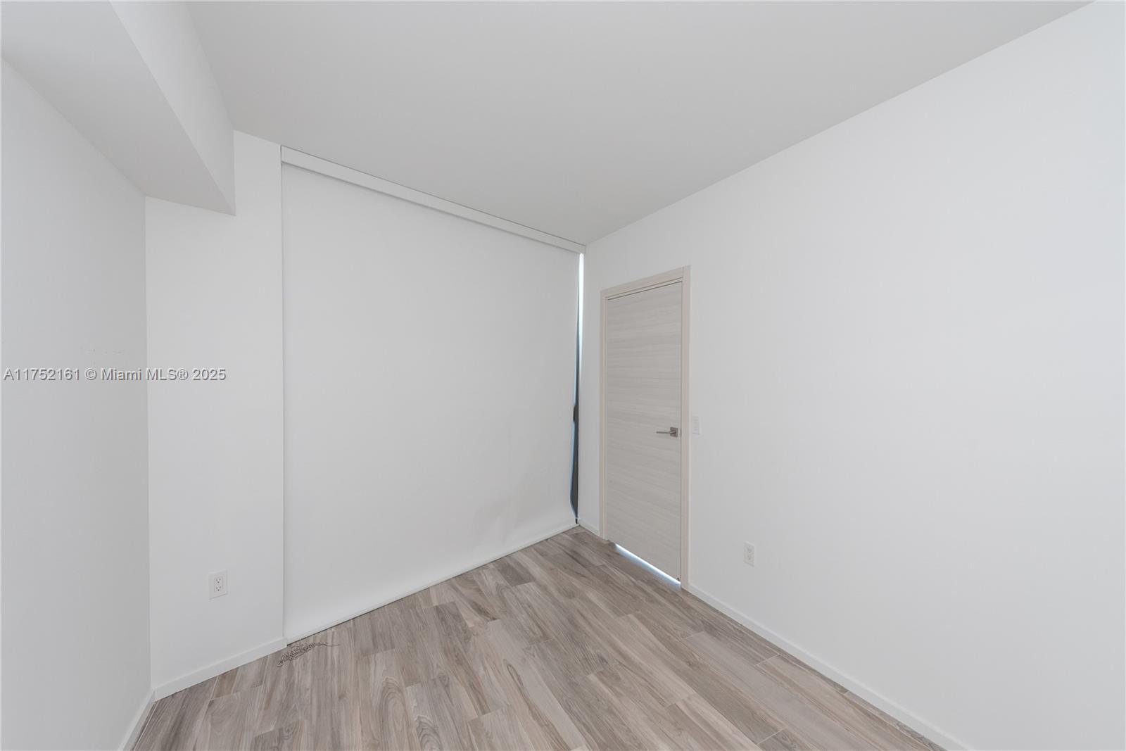 801 SMA RESIDENCES CONDO - Residential