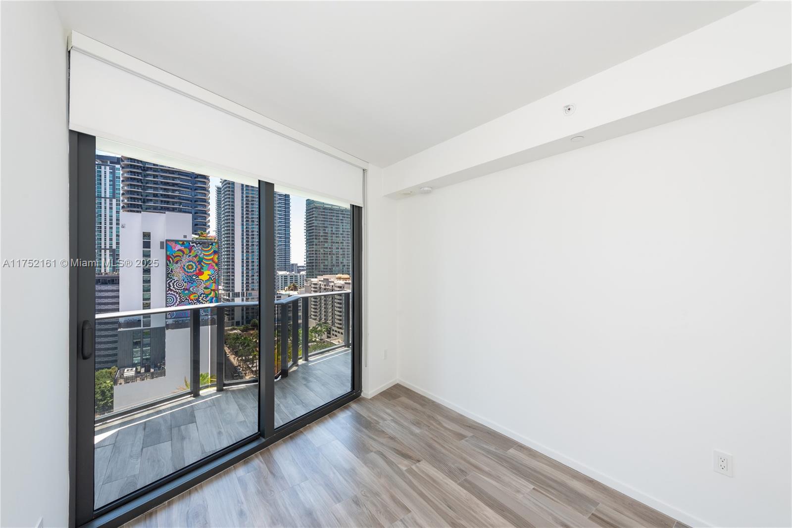 801 SMA RESIDENCES CONDO - Residential