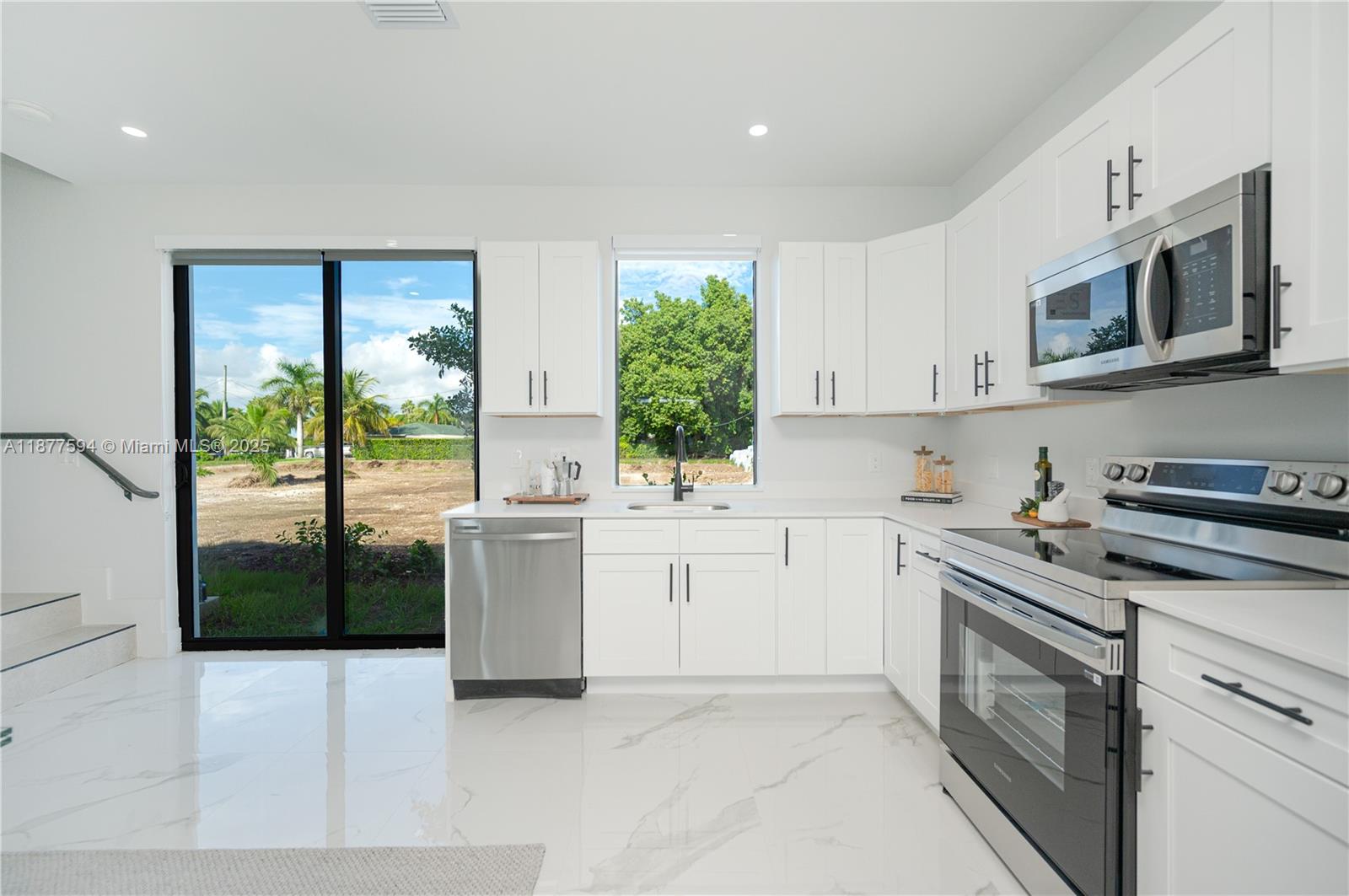 TOWN OF FLORIDA CITY - Residential