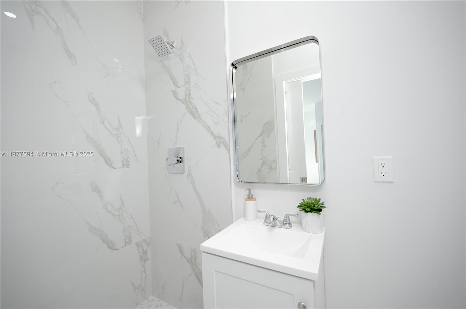 TOWN OF FLORIDA CITY - Residential