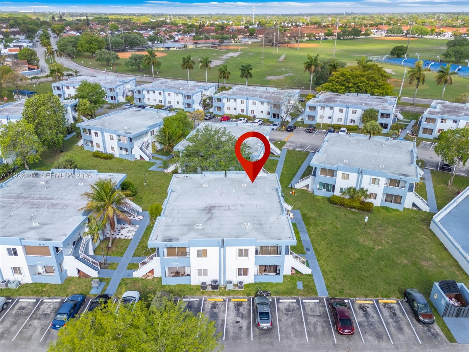 LAKE FOREST PARK CONDO VI - Residential