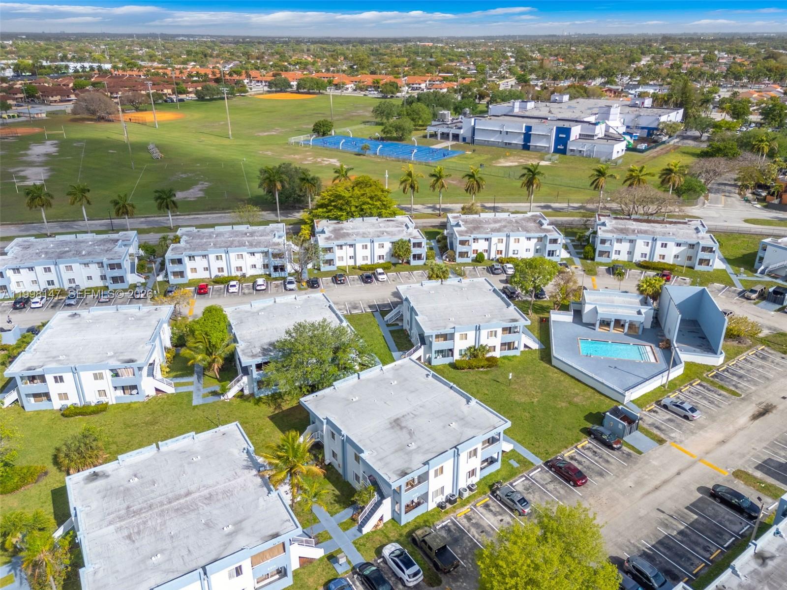 LAKE FOREST PARK CONDO VI - Residential