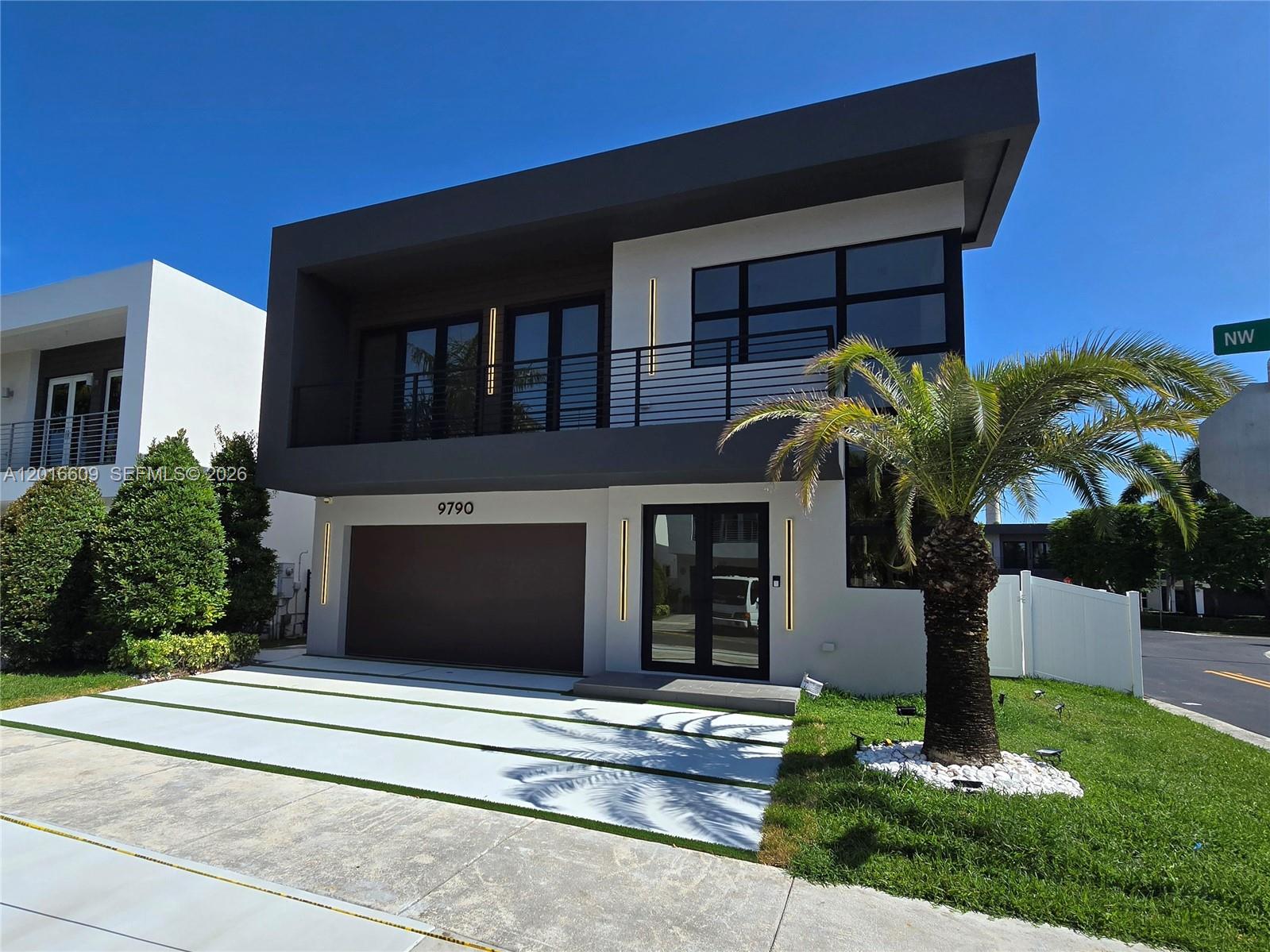 DORAL COMMONS RESIDENTIAL - Residential