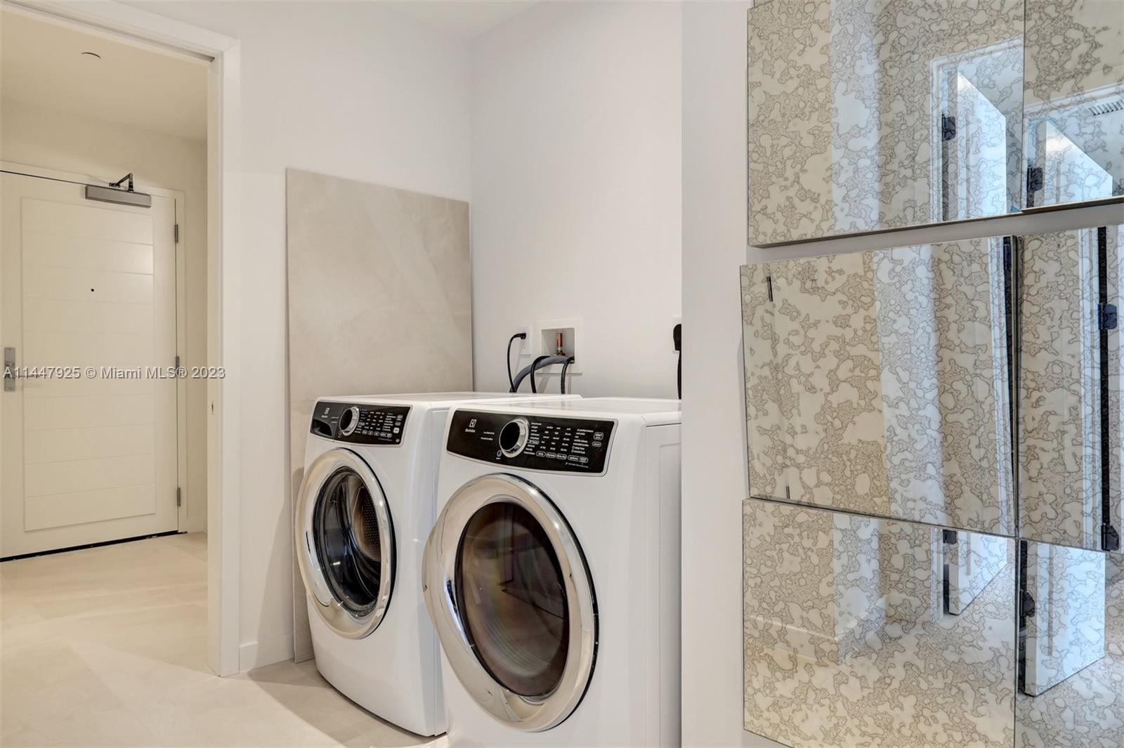 Auberge Beach Residences - Residential