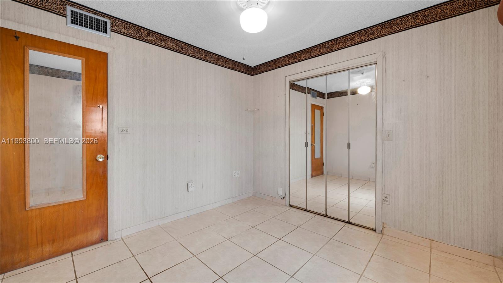 THE PINES - Residential Income