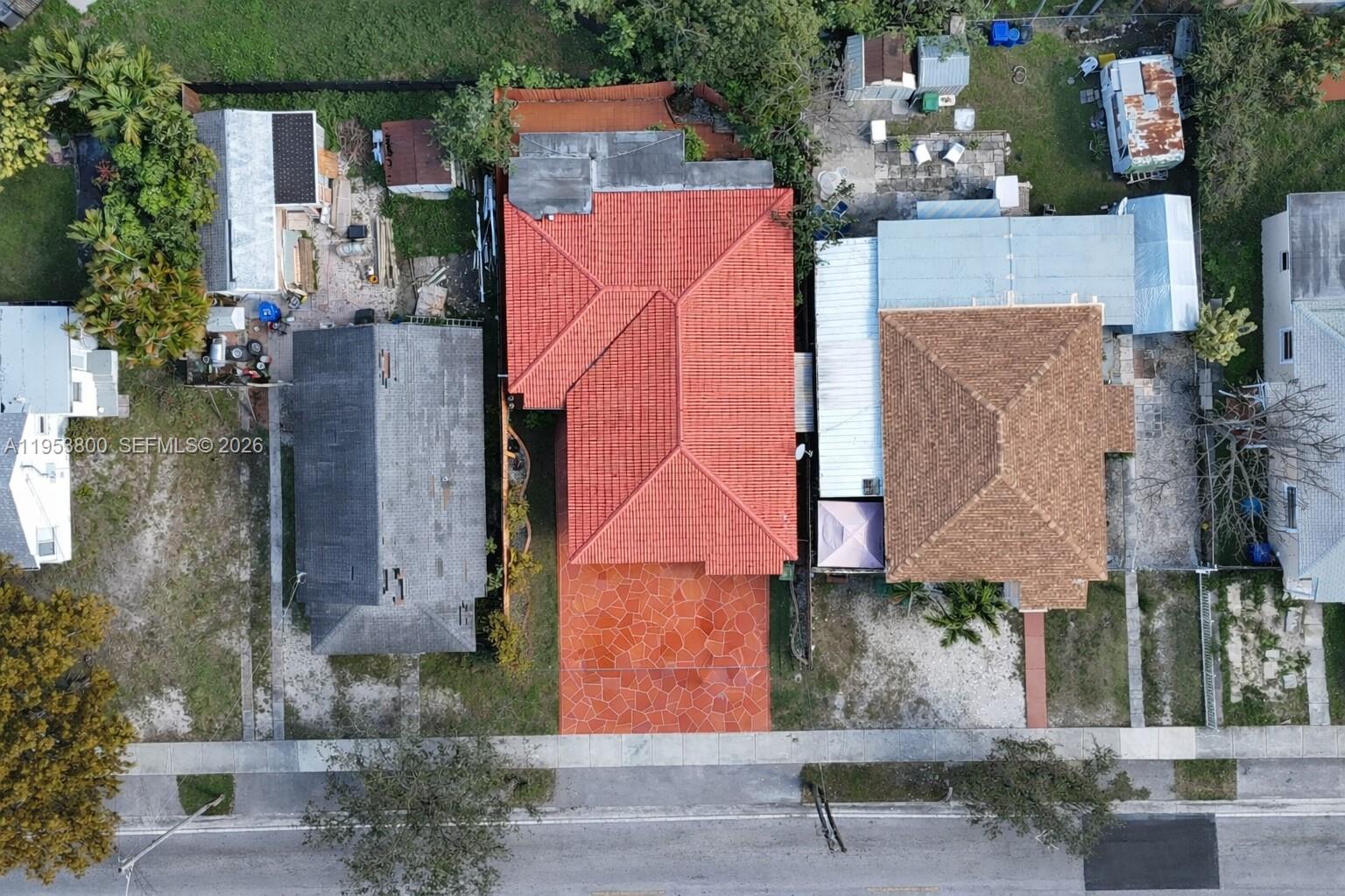 THE PINES - Residential Income