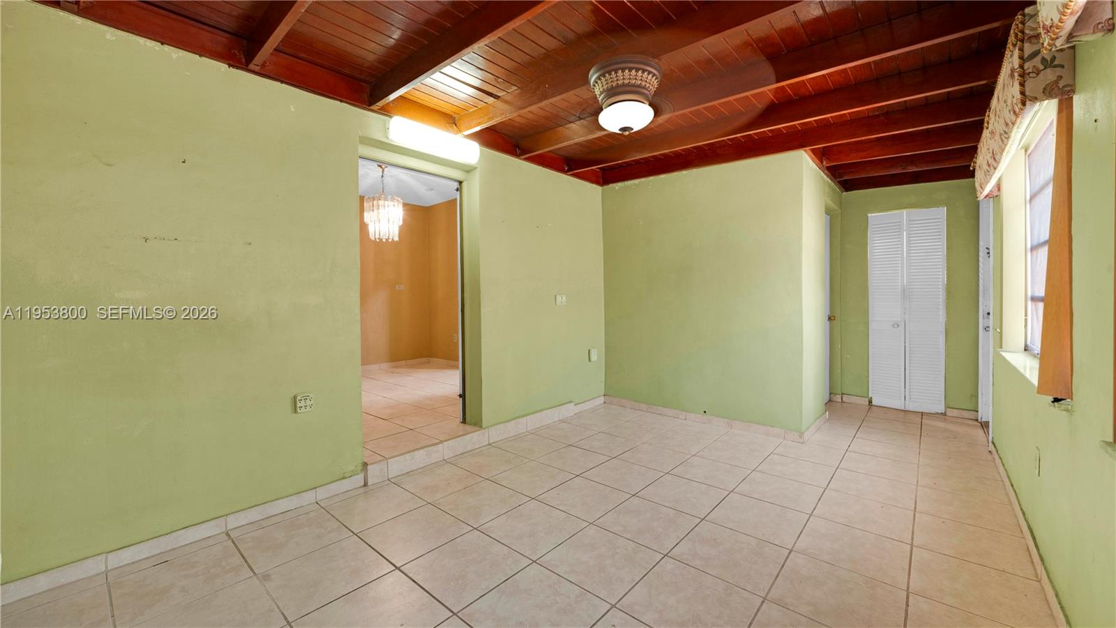 THE PINES - Residential Income