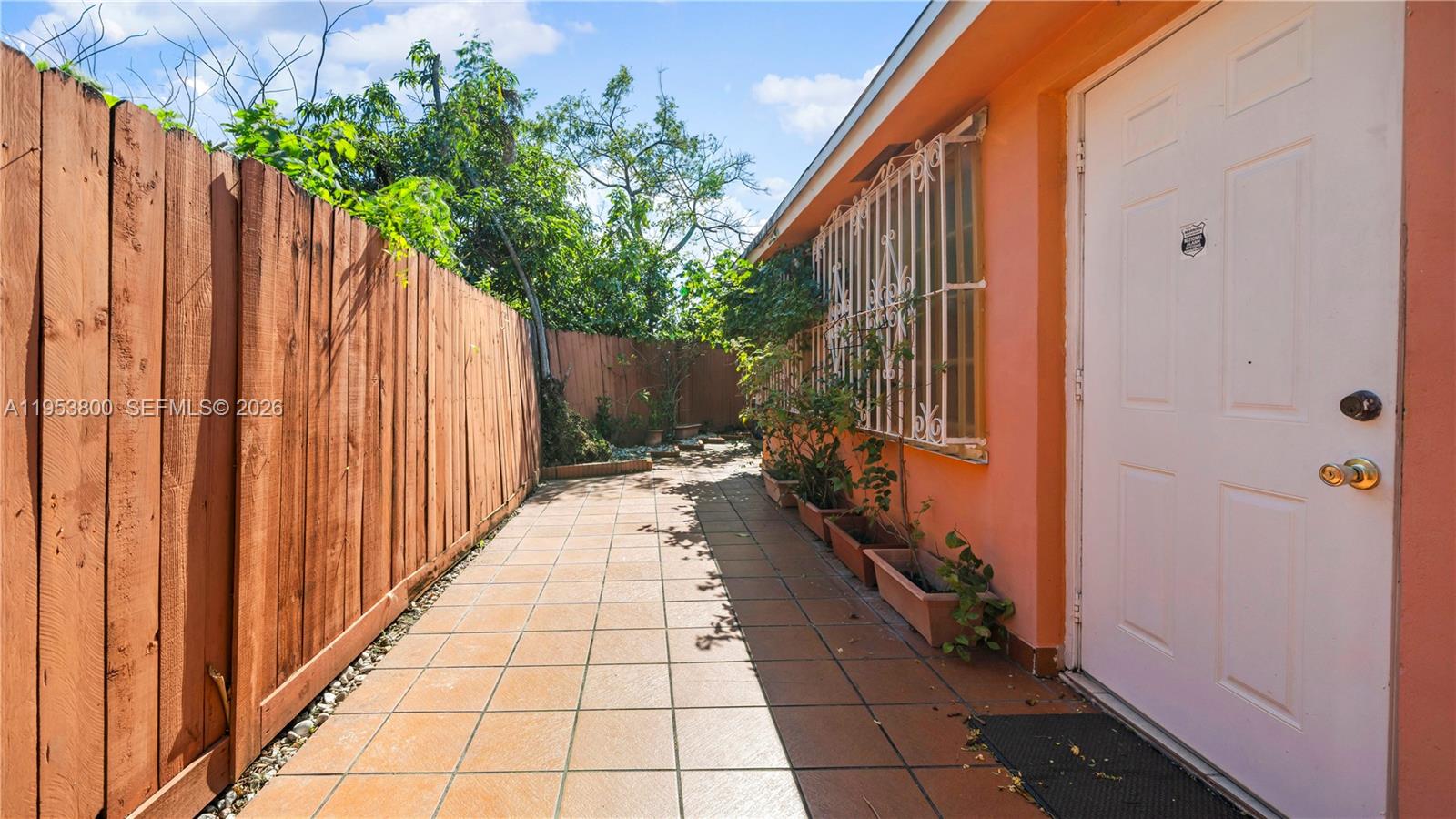 THE PINES - Residential Income