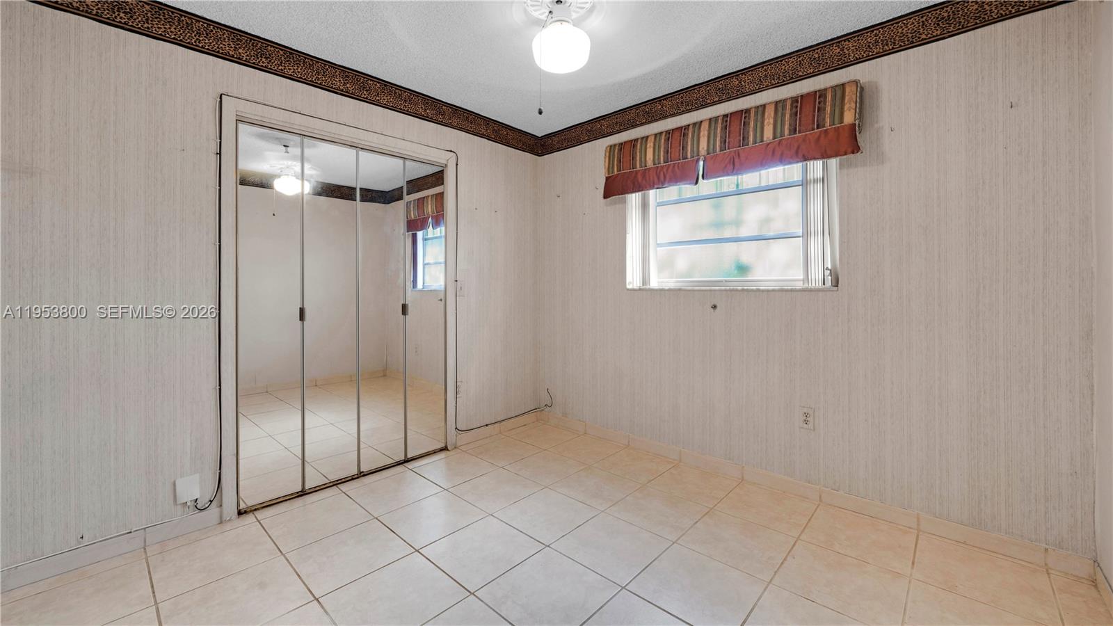 THE PINES - Residential Income