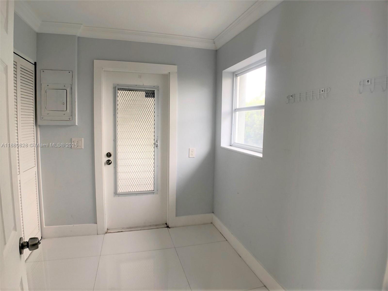 CORAL TERRACE - Residential Lease