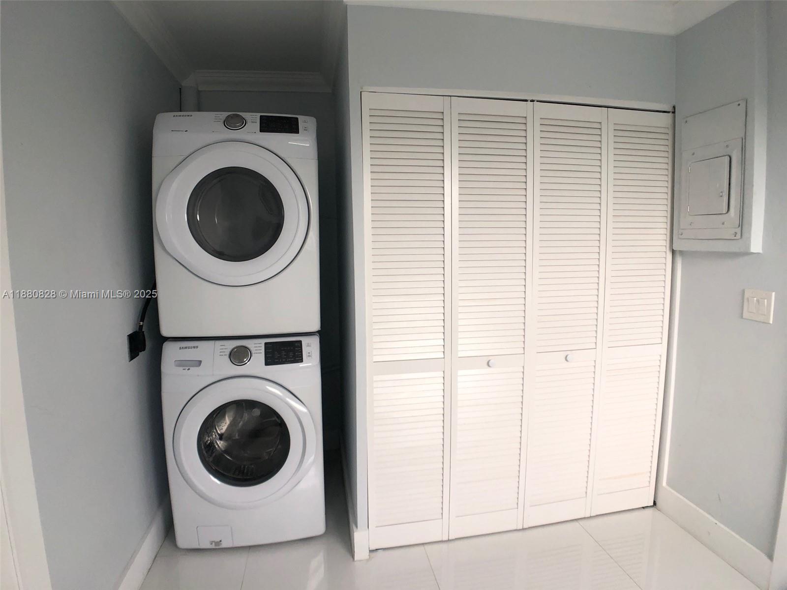 CORAL TERRACE - Residential Lease