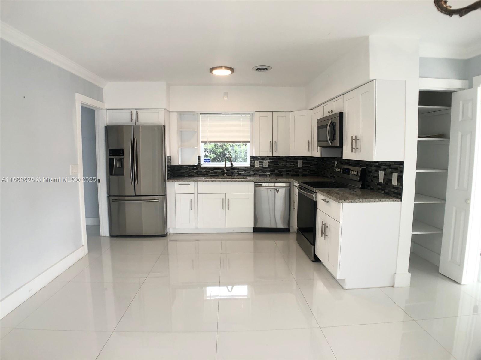 CORAL TERRACE - Residential Lease