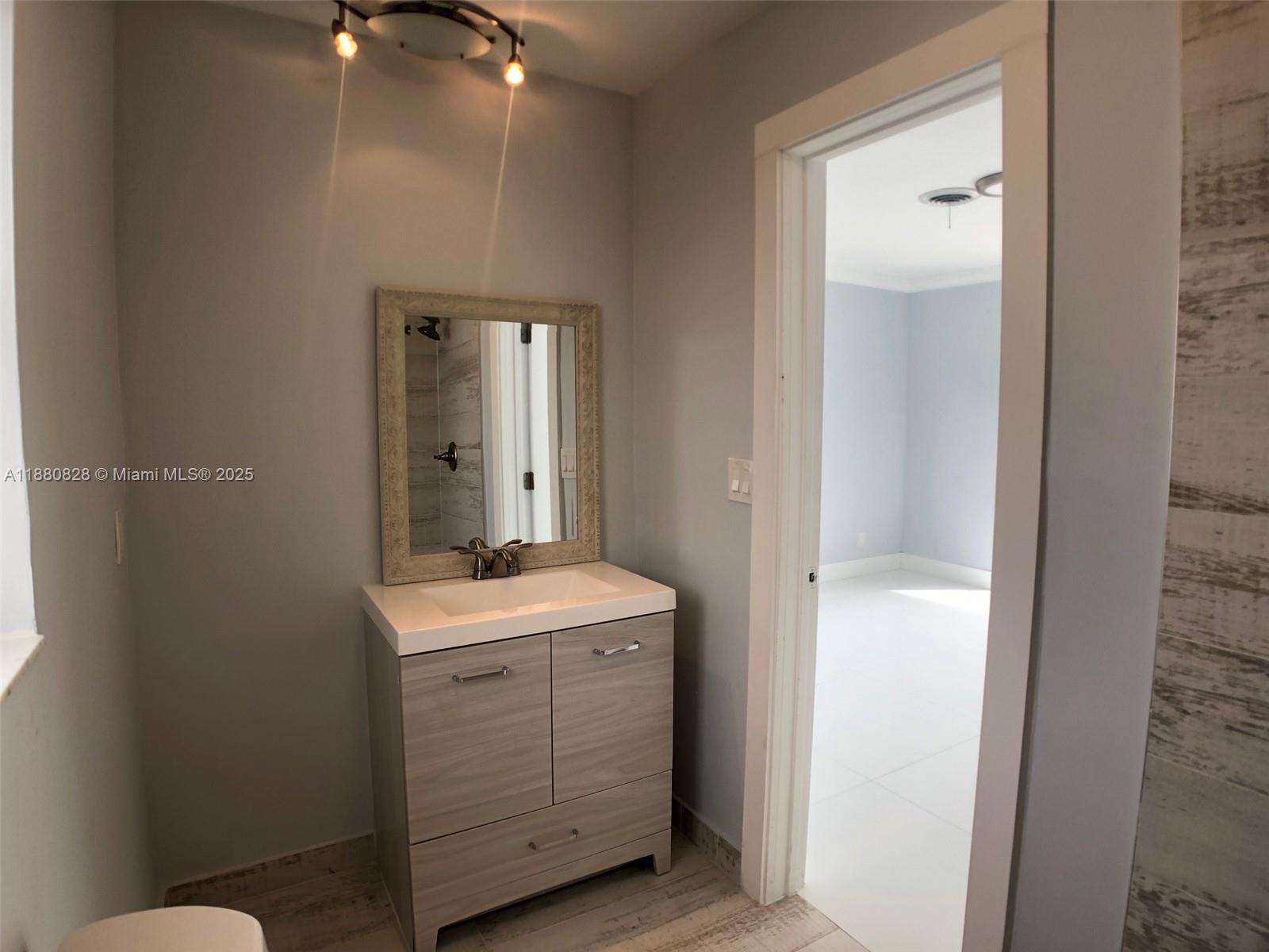 CORAL TERRACE - Residential Lease