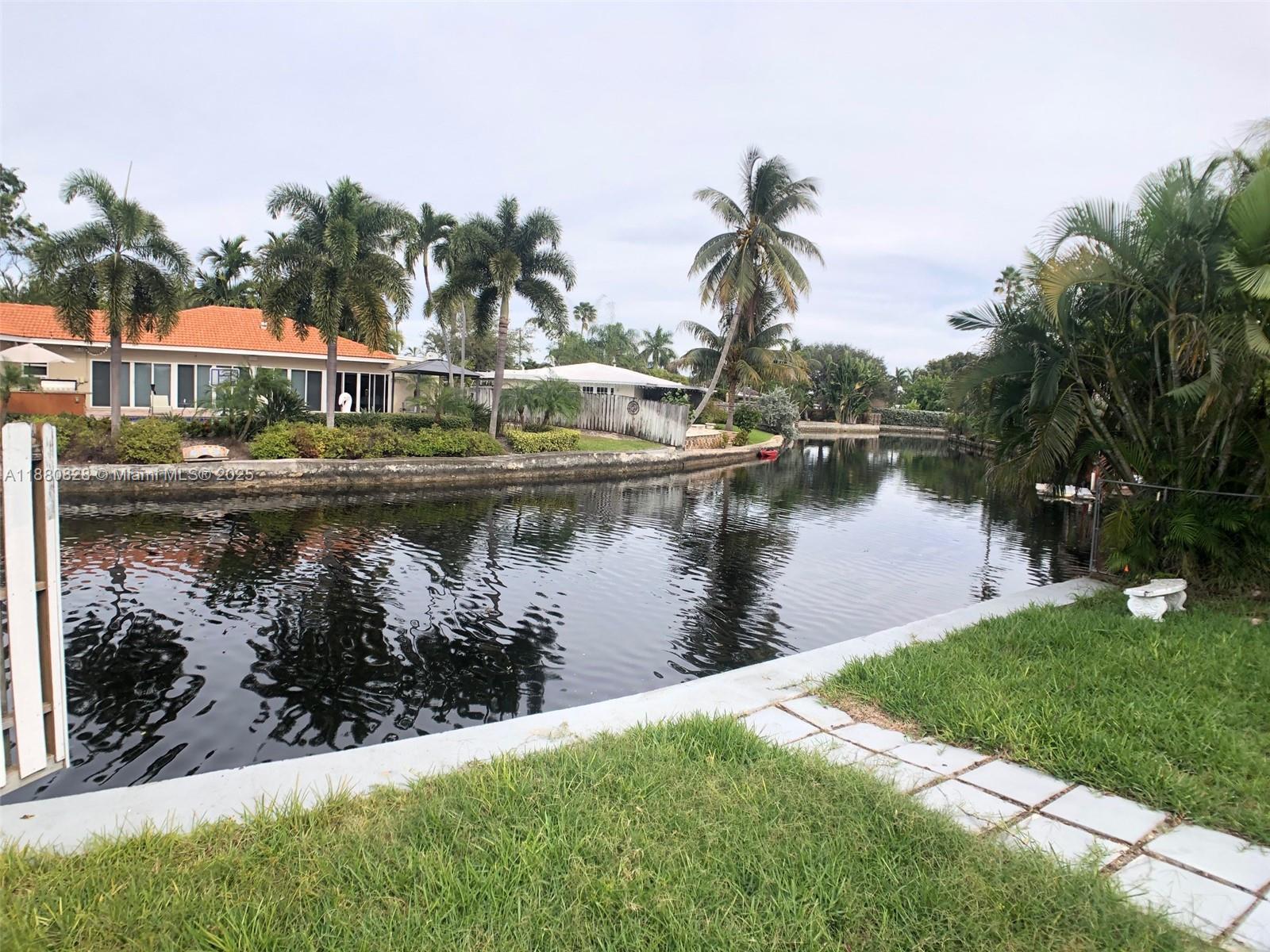 CORAL TERRACE - Residential Lease