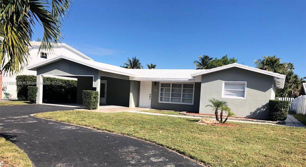 Photo of 3340 NE 17th Way, Oakland Park, FL 33334 (MLS # A11880828)