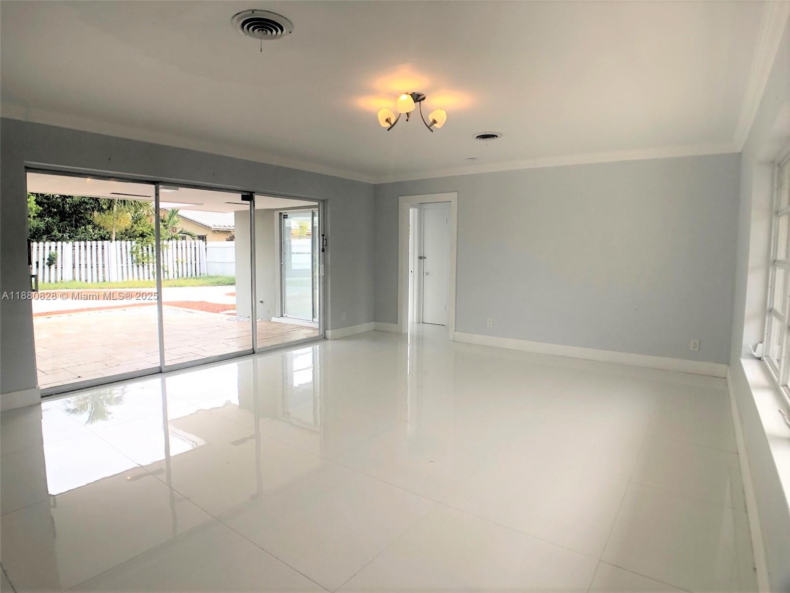 CORAL TERRACE - Residential Lease