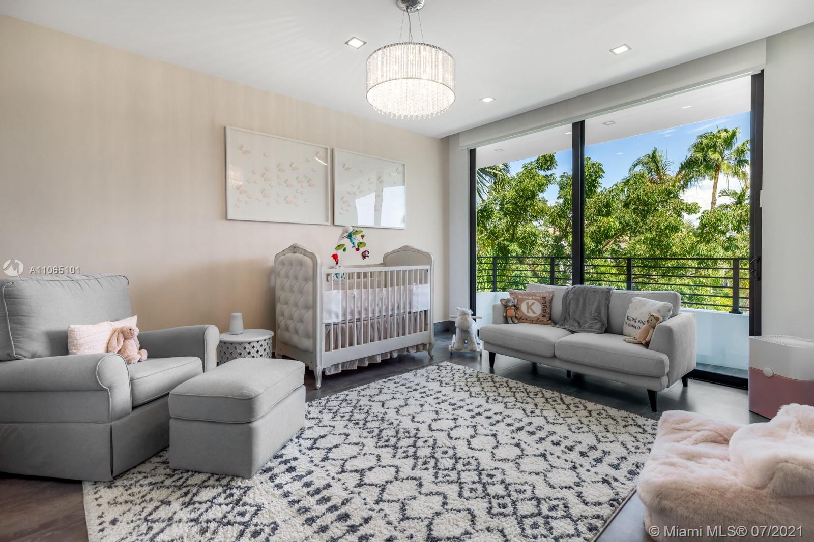 SEA ISLAND - Residential