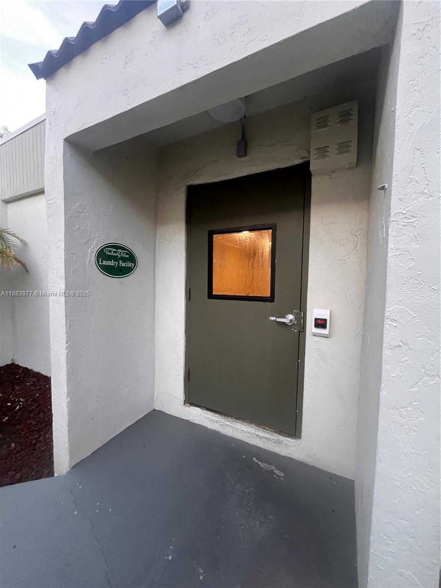 VENETIAN PALMS CONDO - Residential