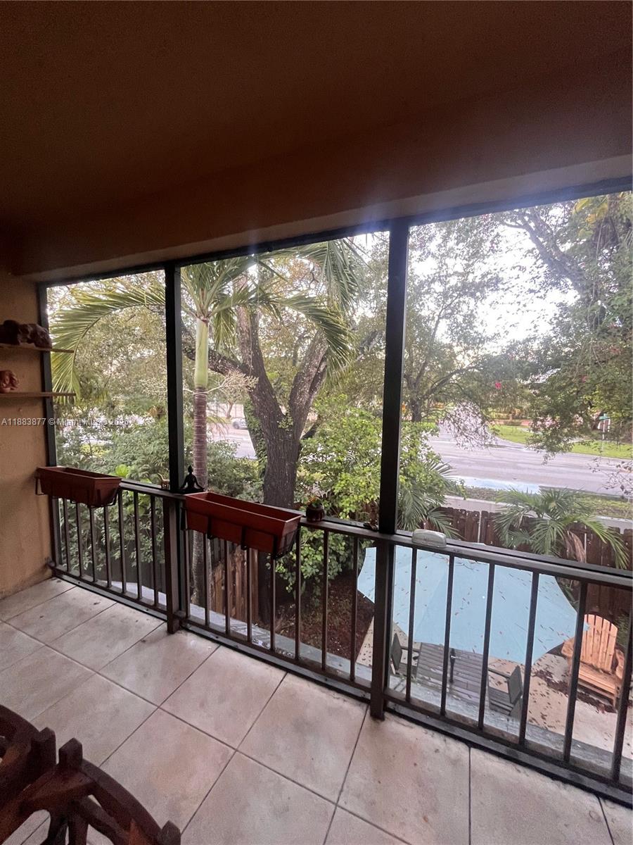 VENETIAN PALMS CONDO - Residential