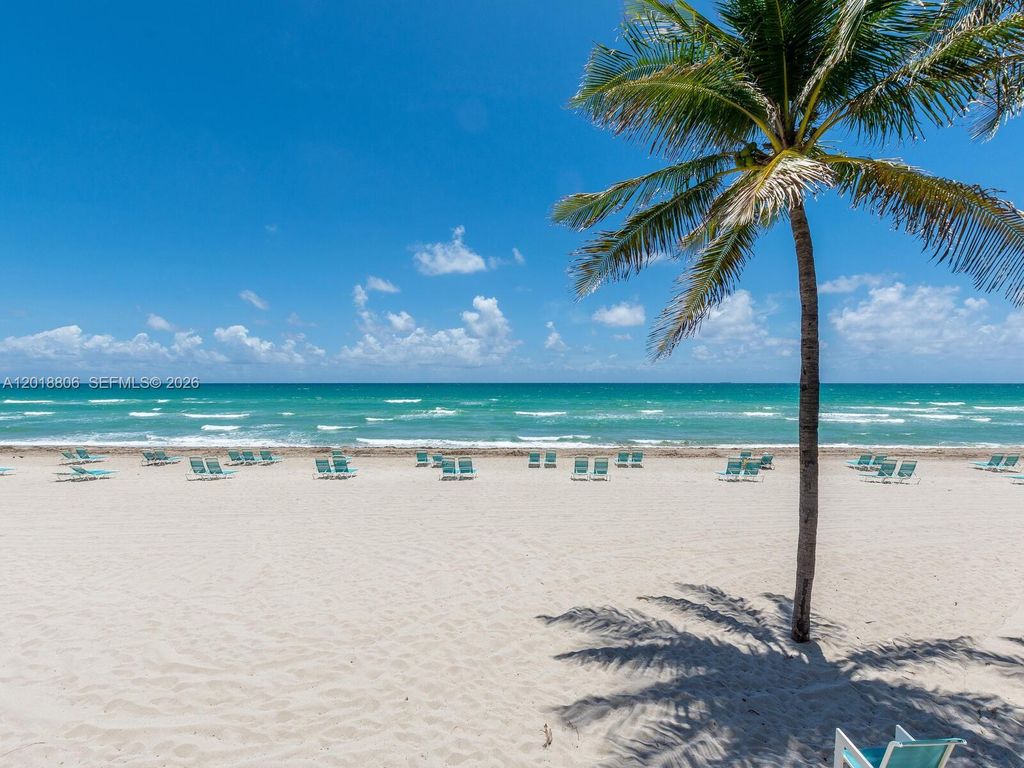 Photo of 2501 S Ocean Dr #1525, Hollywood, FL 33019 (MLS # A12018806)