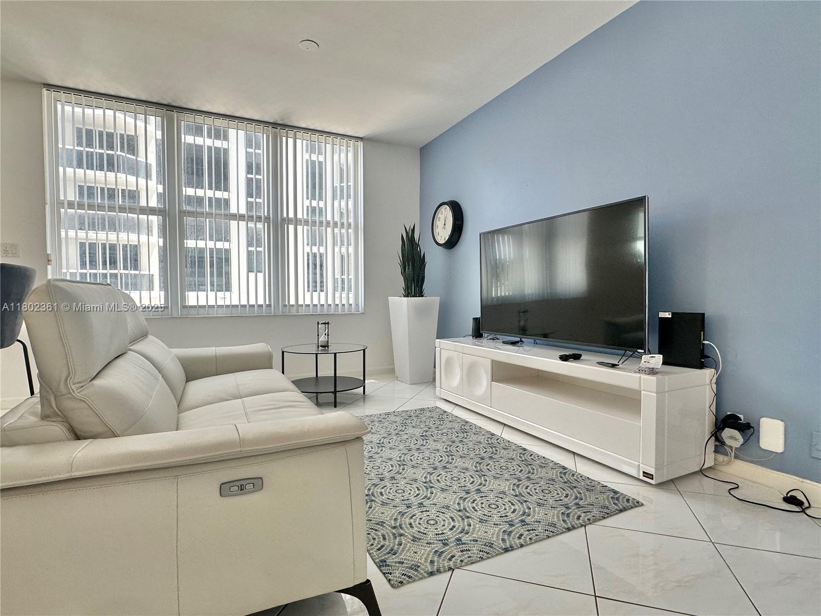 4747 Collins Ave 407, Miami Beach, Miami-Dade County, Florida - 2 Bedrooms  
2 Bathrooms - 