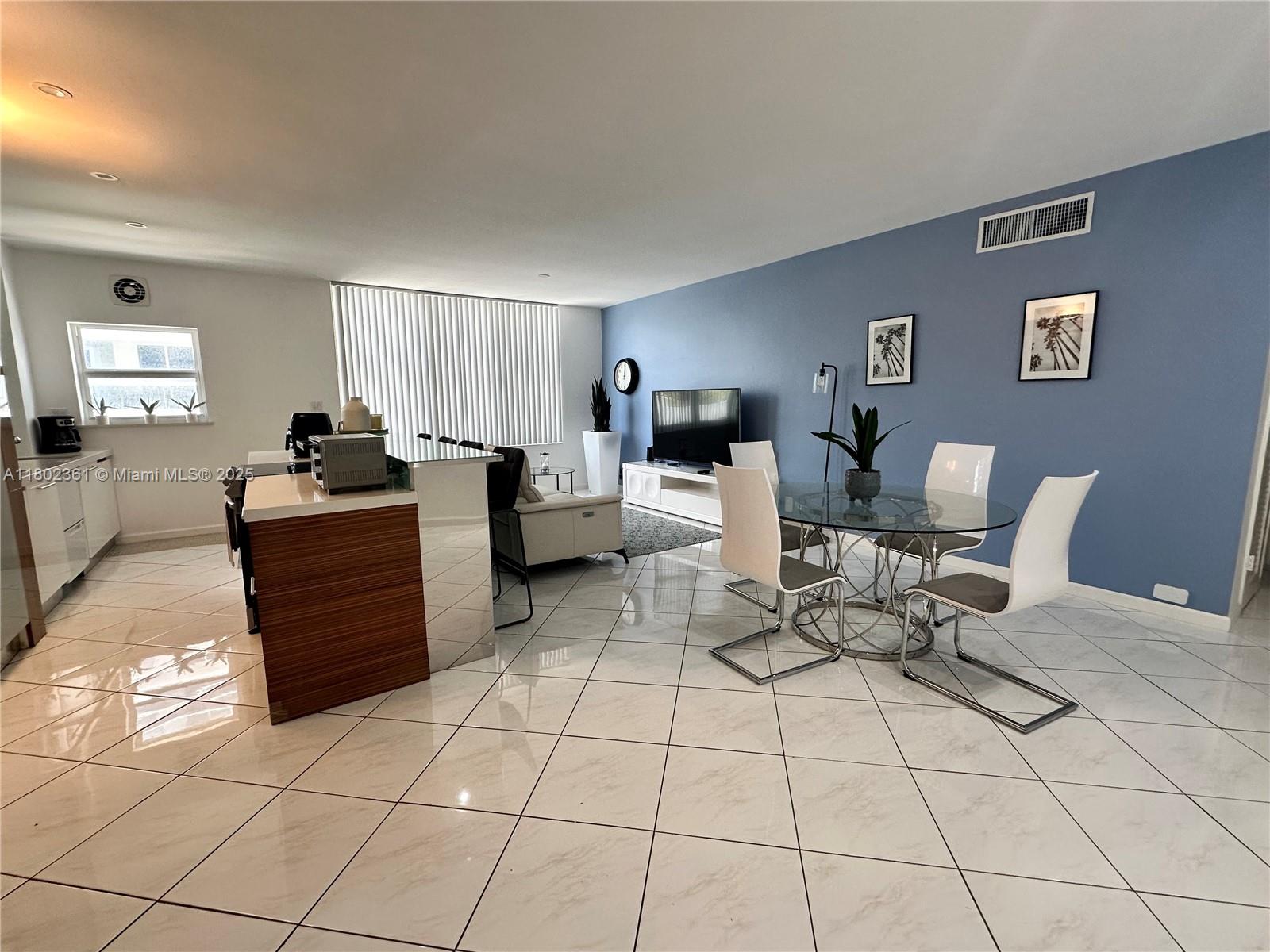 Rental Property at 4747 Collins Ave 407, Miami Beach, Miami-Dade County, Florida - Bedrooms: 2 
Bathrooms: 2  - $3,500 MO.