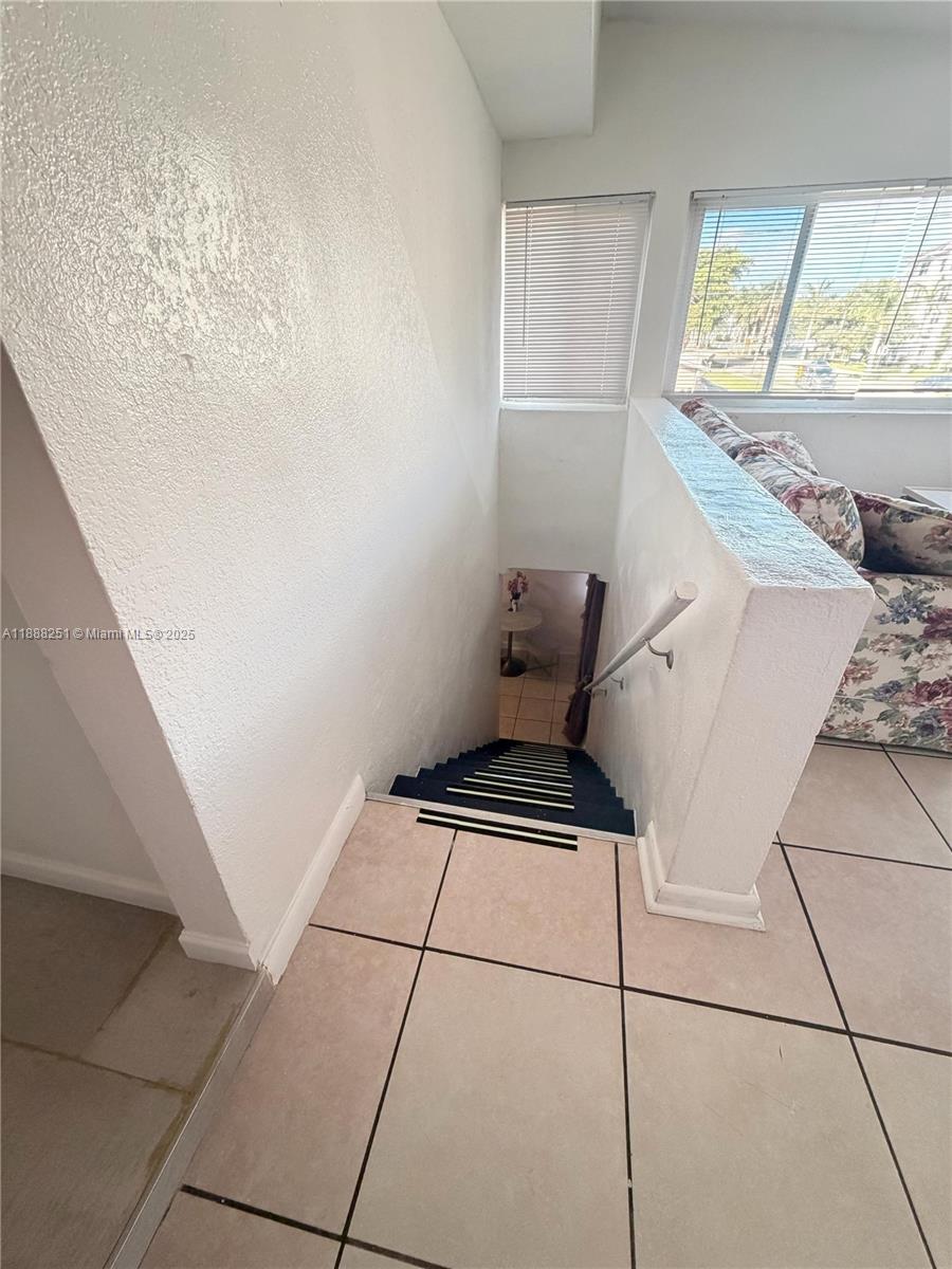 TOWN OF MODELO (DANIA) B- - Residential