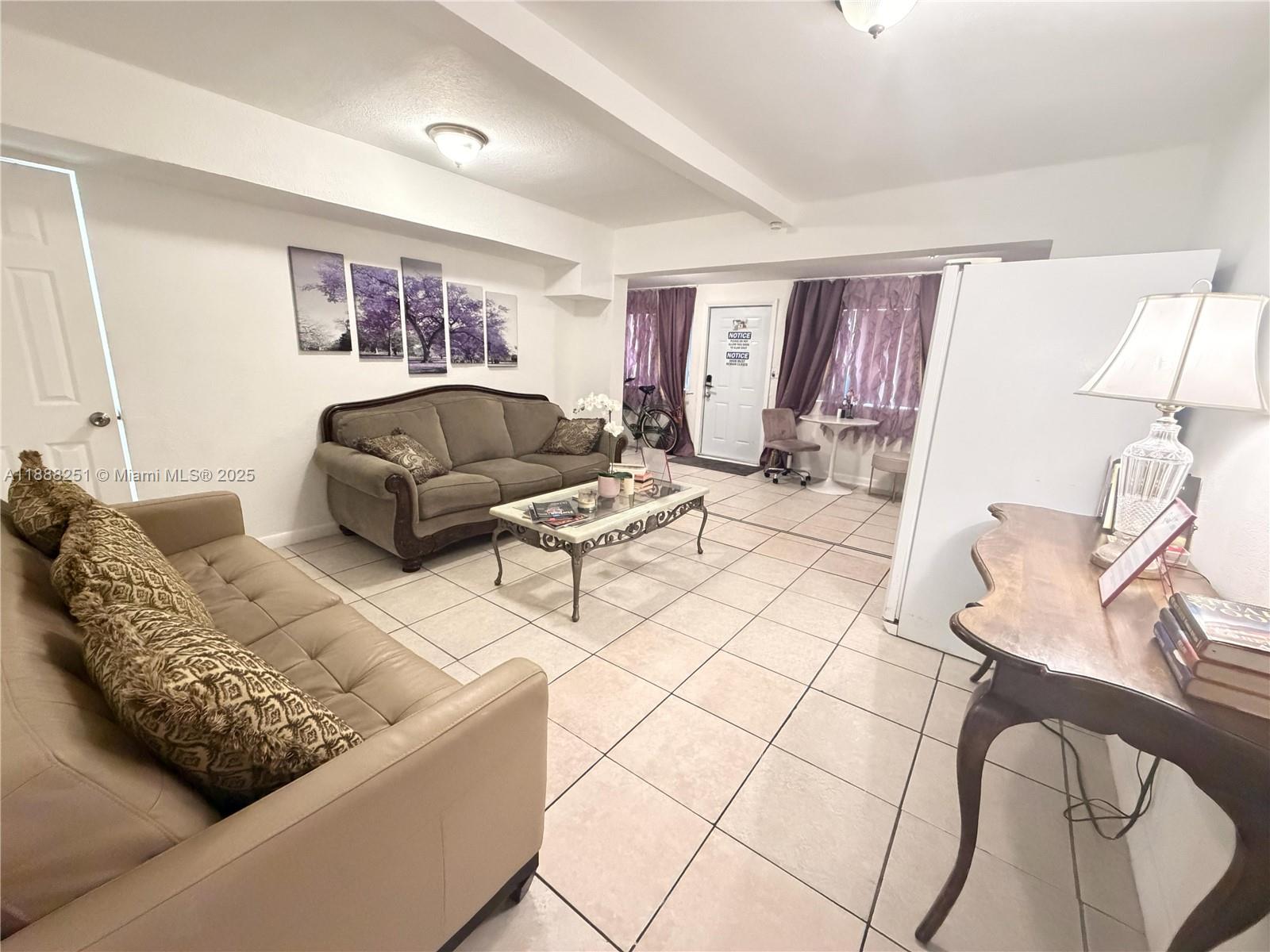 TOWN OF MODELO (DANIA) B- - Residential