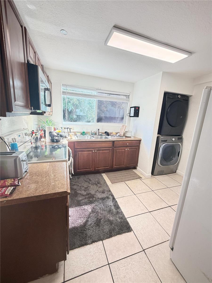 TOWN OF MODELO (DANIA) B- - Residential