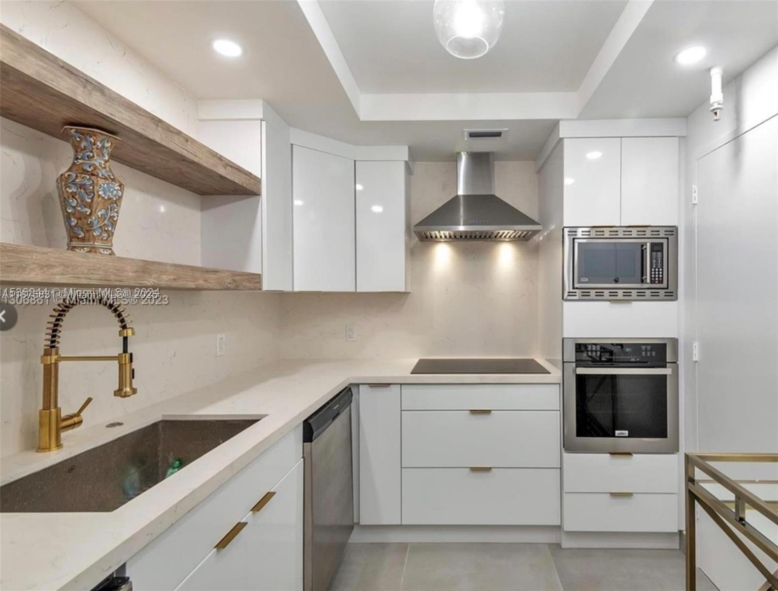 SIAN OCEAN RESIDENCES CON - Residential