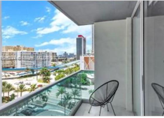 SIAN OCEAN RESIDENCES CON - Residential