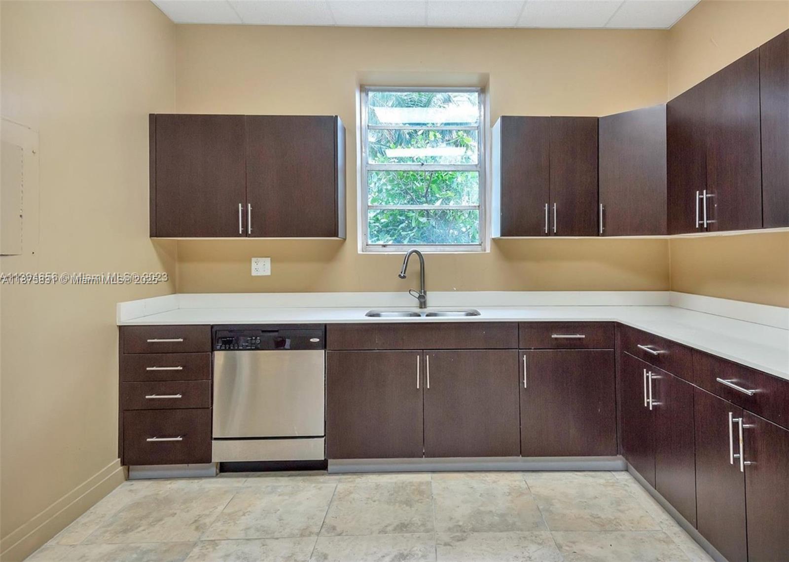 SIAN OCEAN RESIDENCES CON - Residential