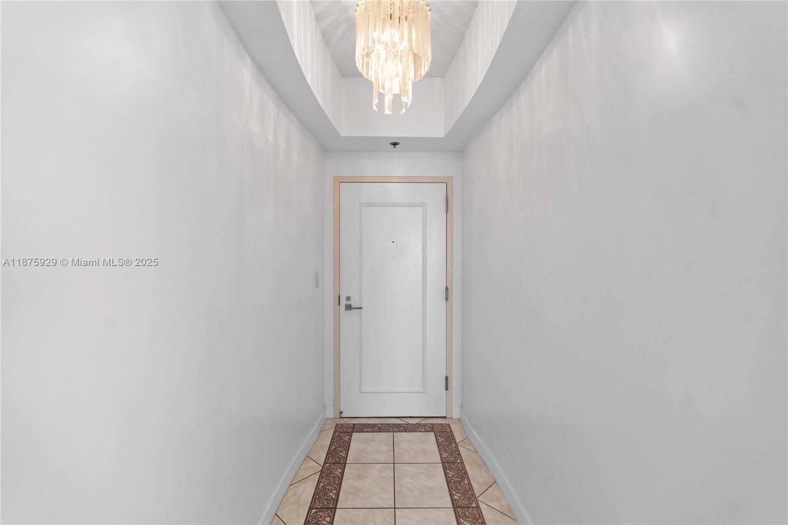 LA TOUR CONDO - Residential Lease