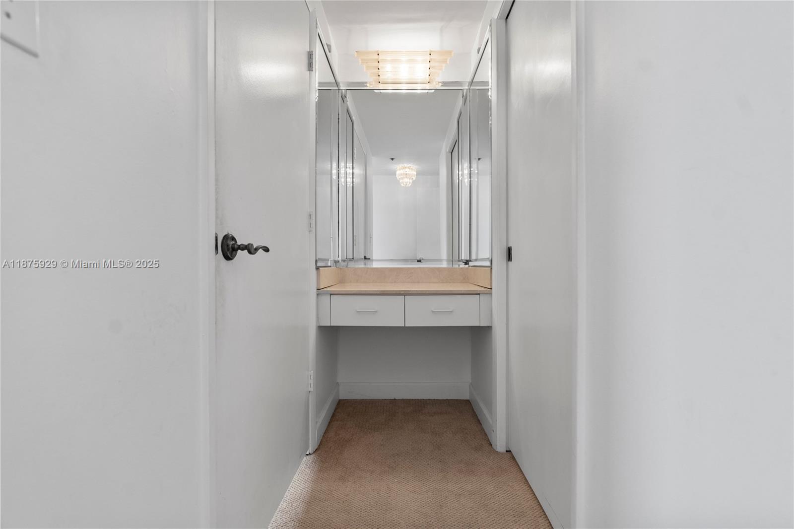 LA TOUR CONDO - Residential Lease