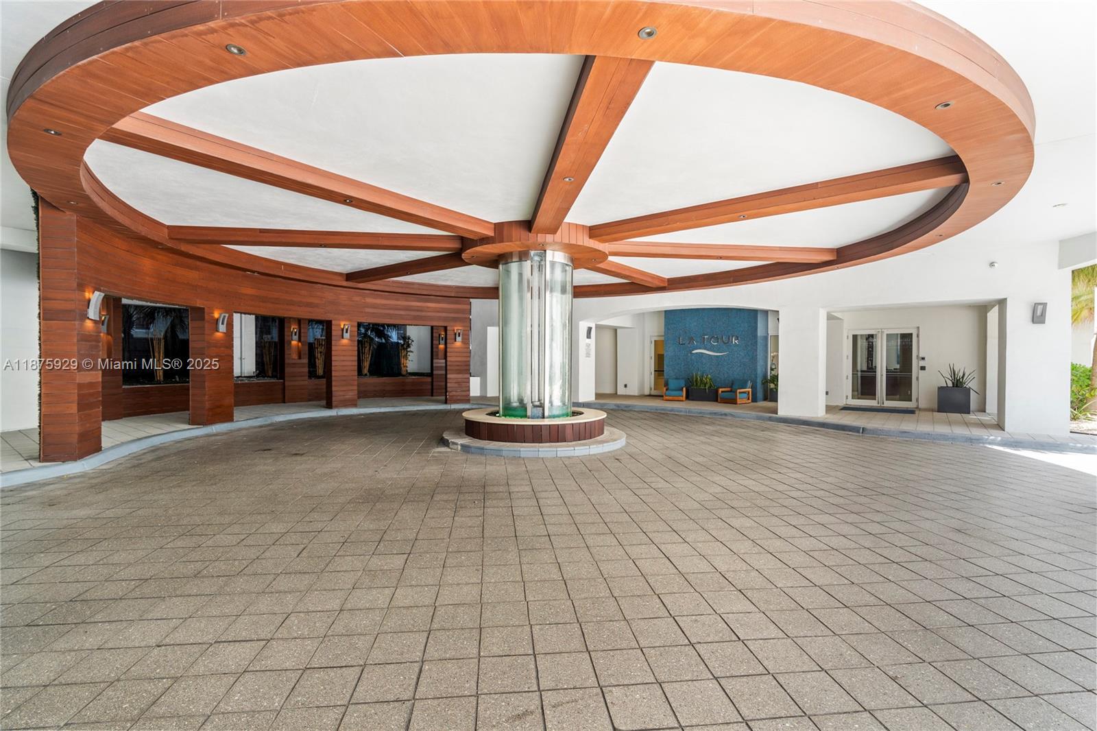 LA TOUR CONDO - Residential Lease