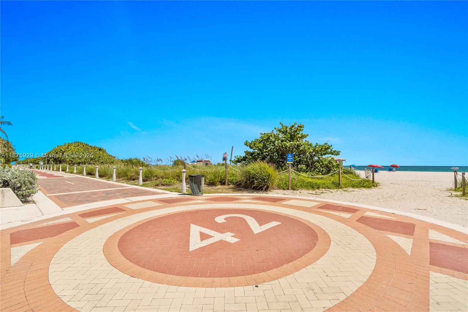 LA TOUR CONDO - Residential Lease