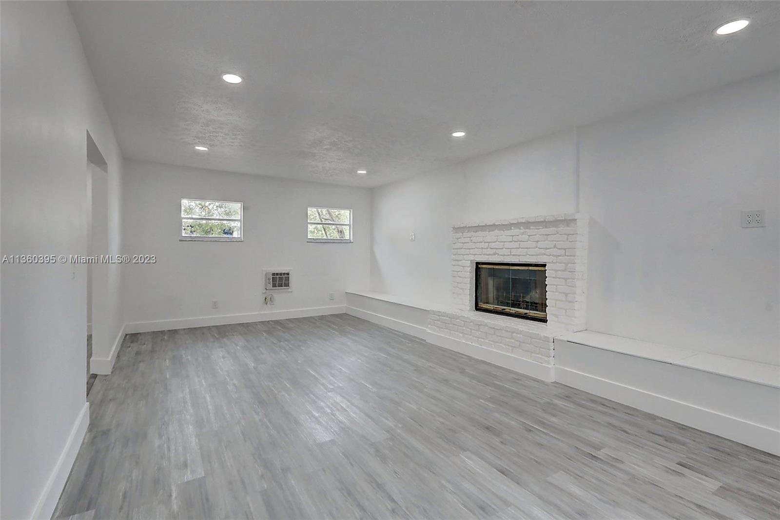 SANDY RIDGE UNRECORDED - Residential