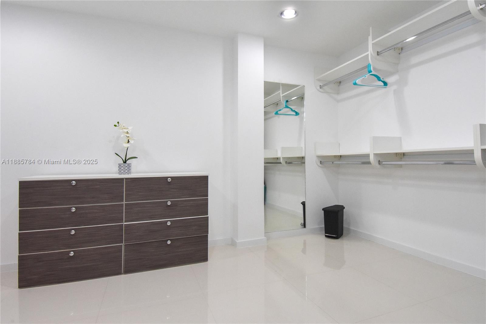 3030 AVENTURA CONDO - Residential