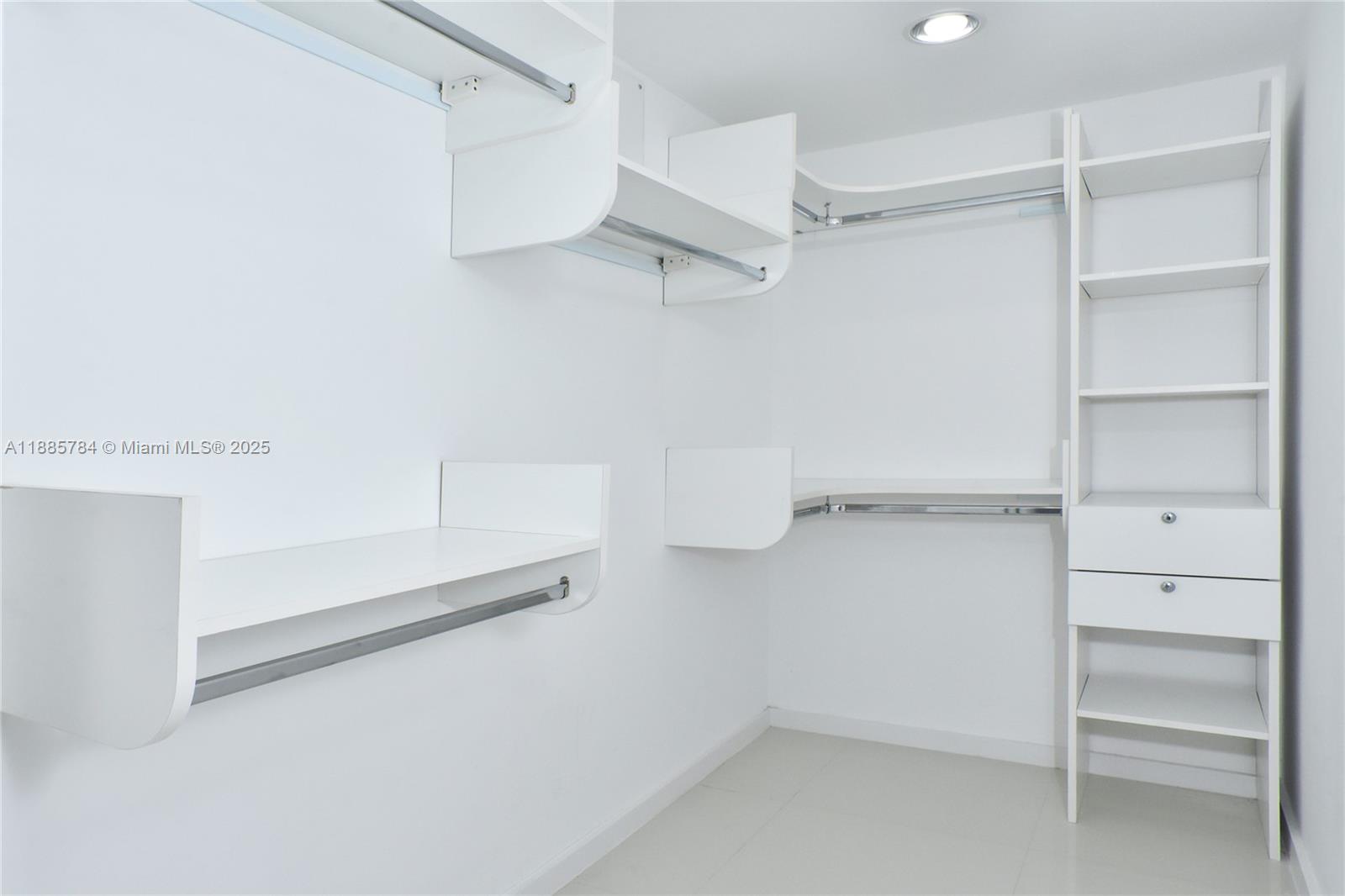 3030 AVENTURA CONDO - Residential