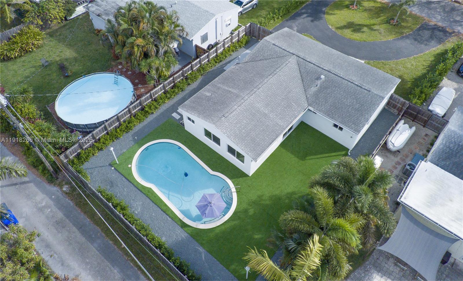 CENTRAL GOLF SEC OF HOLLY - Residential