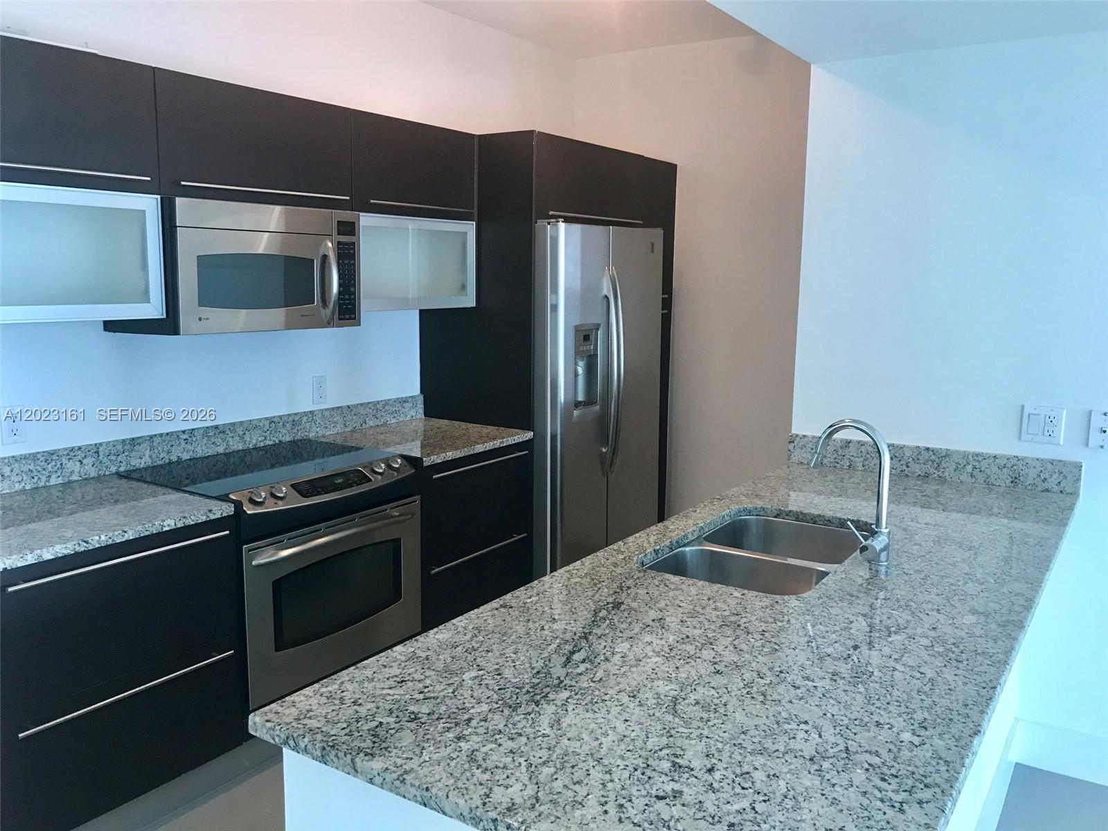 950 Brickell Bay Dr 1701